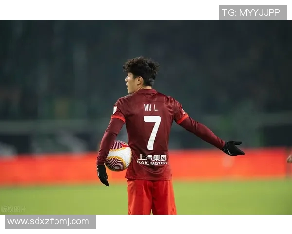 中超联赛争冠组激战正酣各队争夺冠军荣耀全景解析